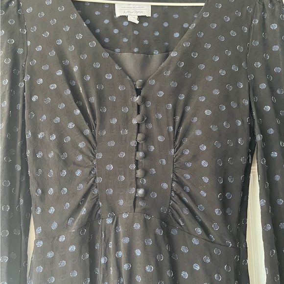 Very beautiful dress - Picture 2 of 5